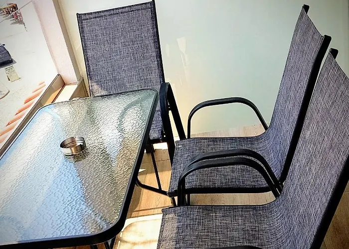 Anthia House Apartamento *