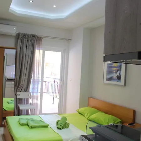 Anthia House * Sarti